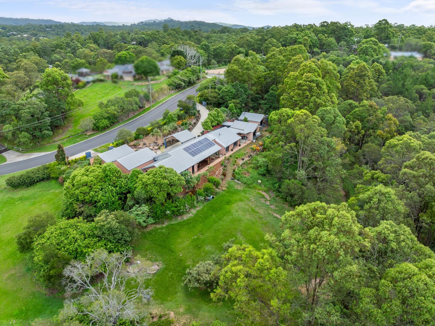 5 Forest Road, Cashmere QLD 4500, Image 1