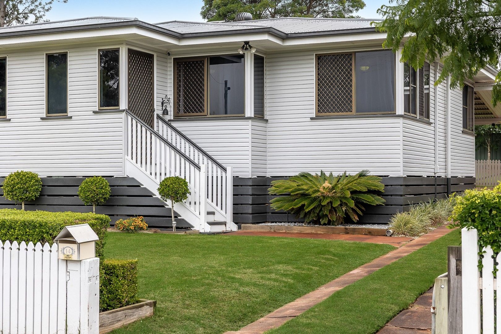 3 bedrooms House in 14 Hanlon Street NEWTOWN QLD, 4350