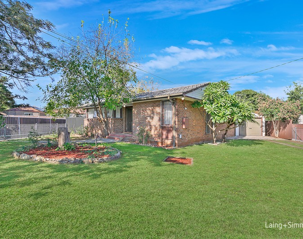 16 Niland Crescent, Blackett NSW 2770