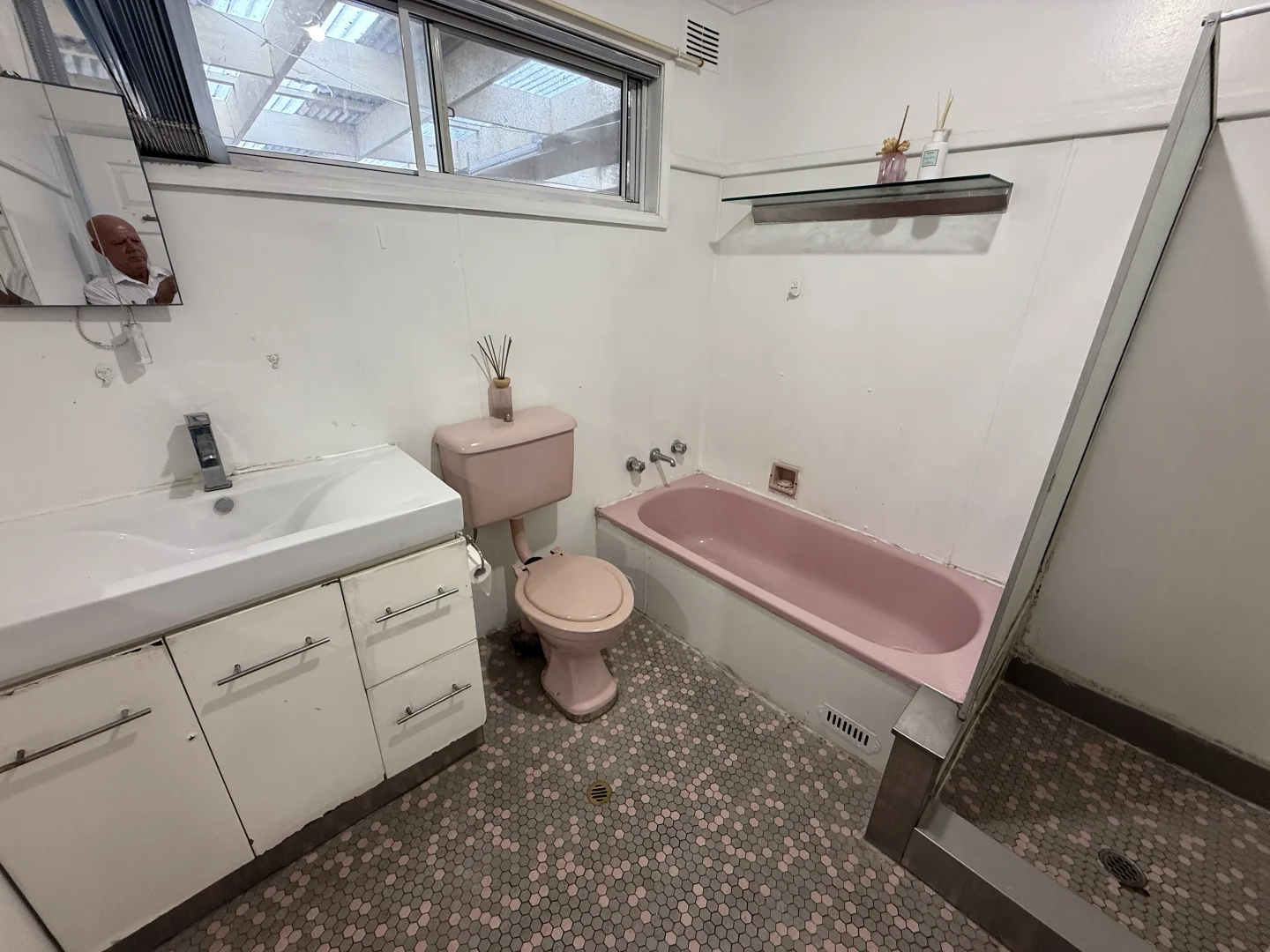 Additional image 8 of 21 Holland Crescent, Casula NSW 2170