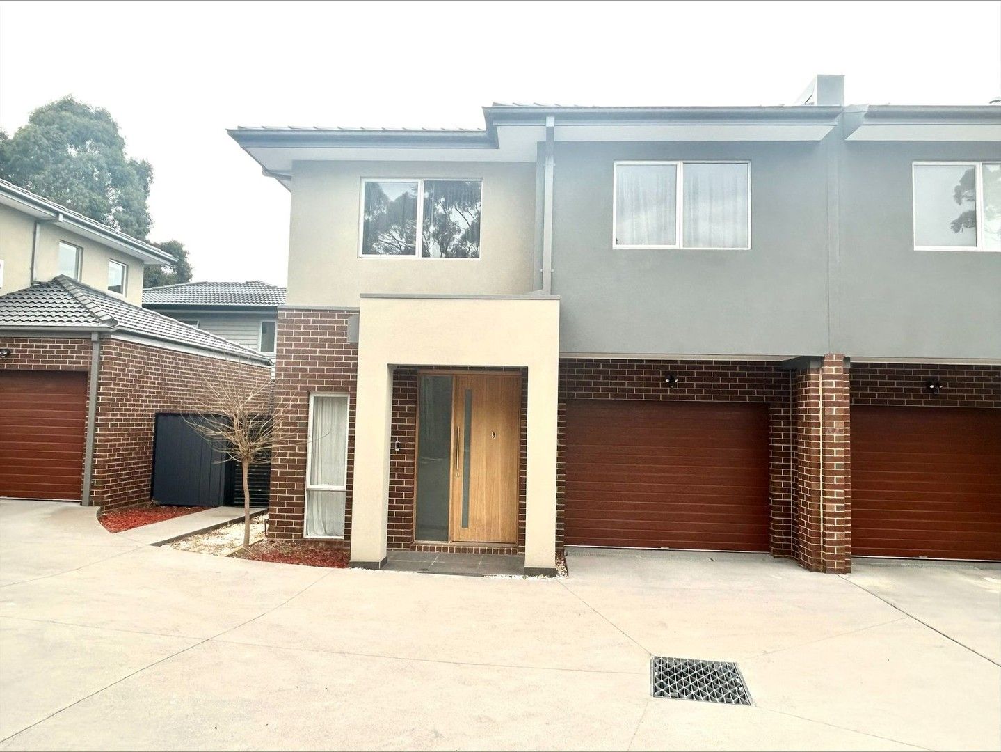 2 bedrooms Townhouse in 8 Kopje Place NARRE WARREN VIC, 3805