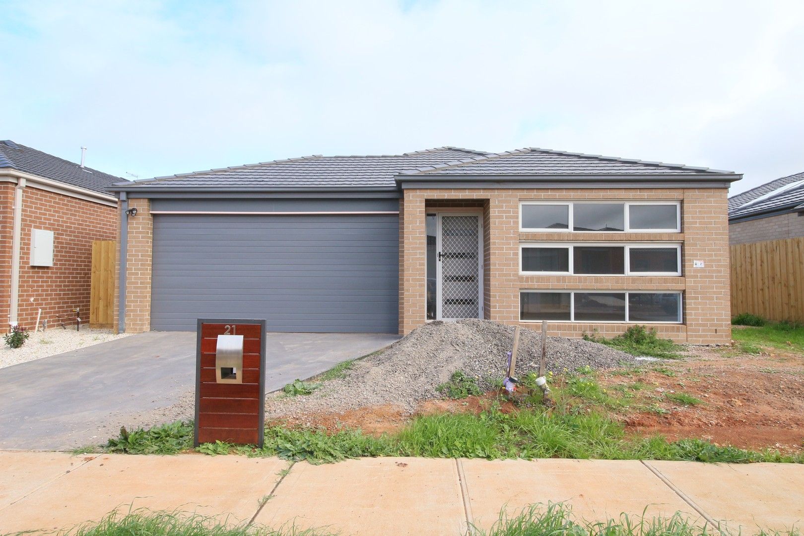 21 Norwood Avenue, Melton South VIC 3338, Image 0