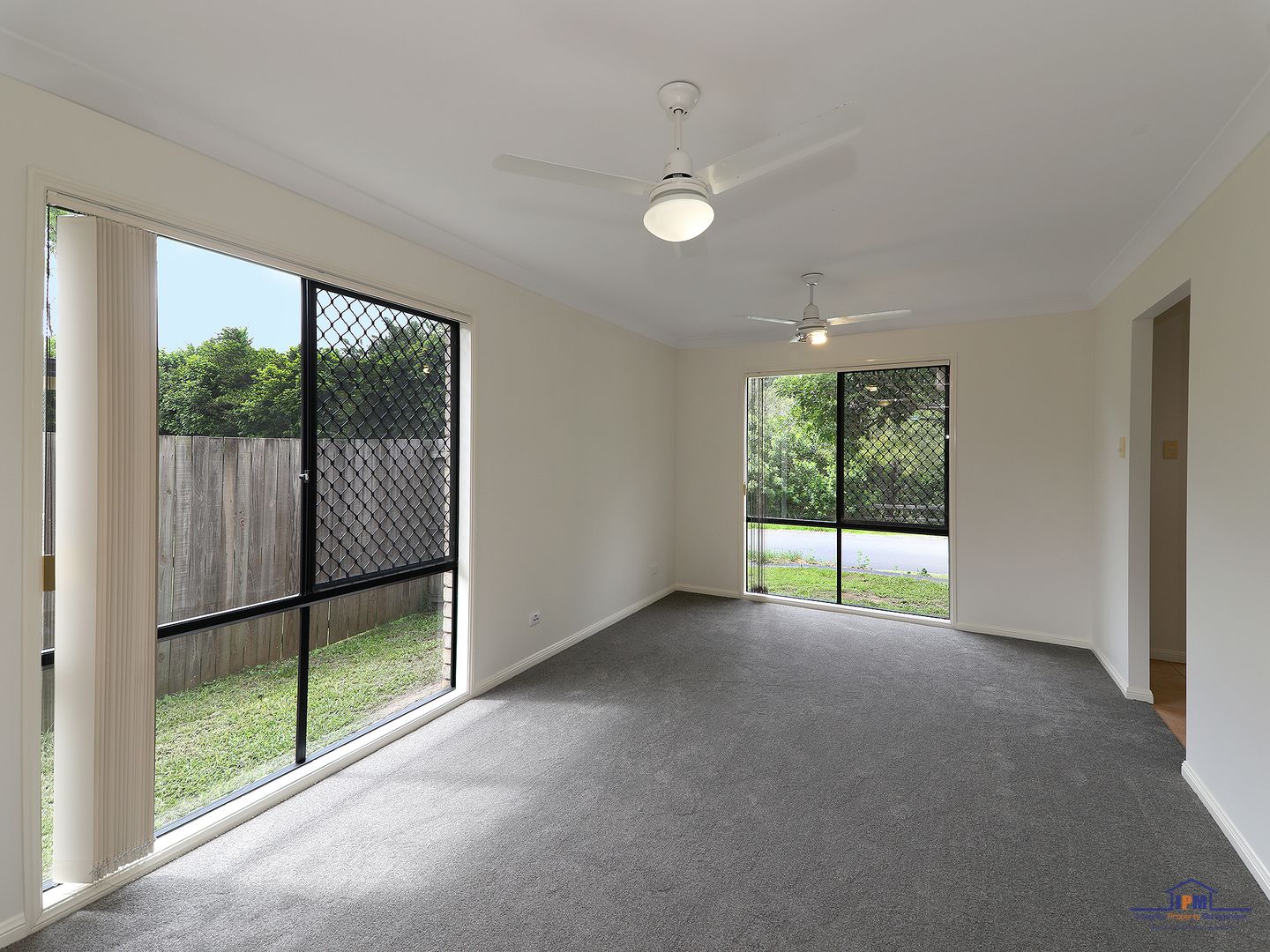 81 Brookvale Dr, Underwood QLD 4119, Image 2