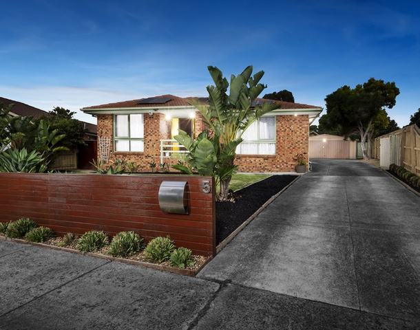 5 Valleyview Drive, Rowville VIC 3178