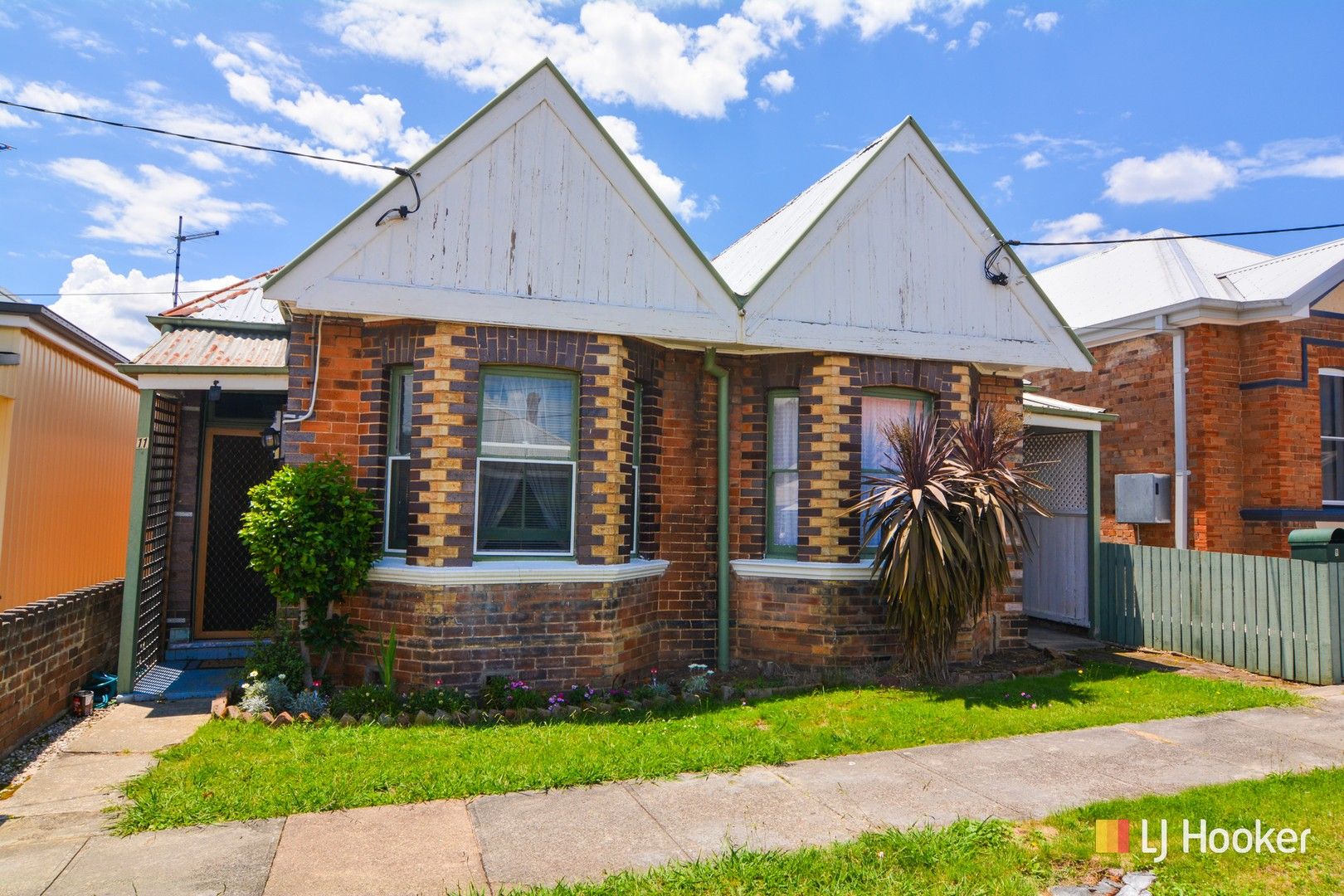 2 bedrooms Semi-Detached in 11 Spooner Street LITHGOW NSW, 2790