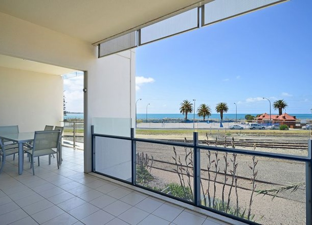 206/162 Hindmarsh Road, Victor Harbor SA 5211