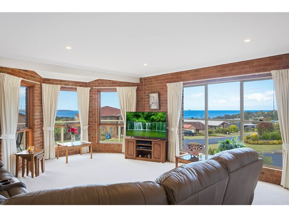 2 Curragudde Close, Pambula Beach NSW 2549