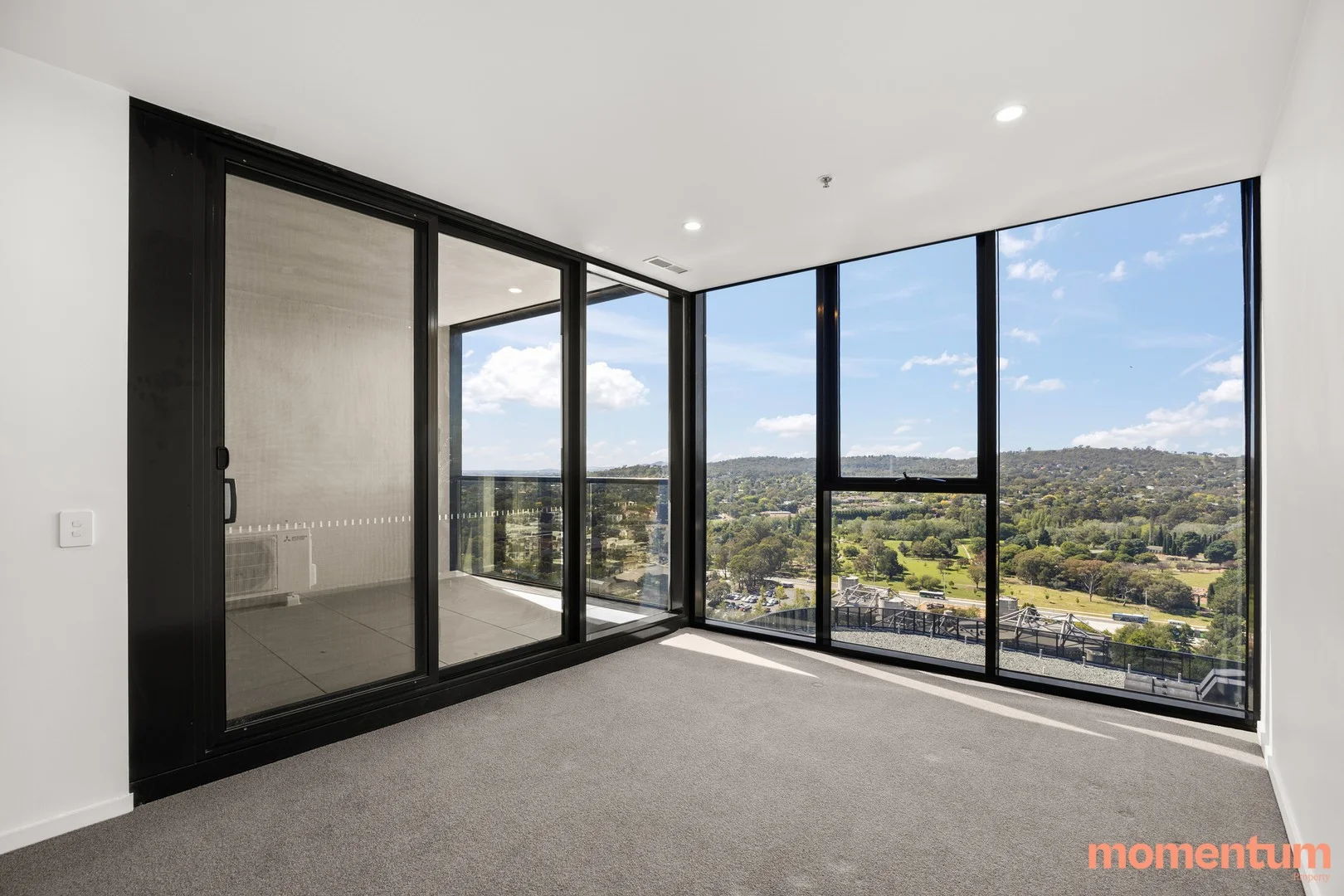 2112/15 Bowes Street, Phillip ACT 2606