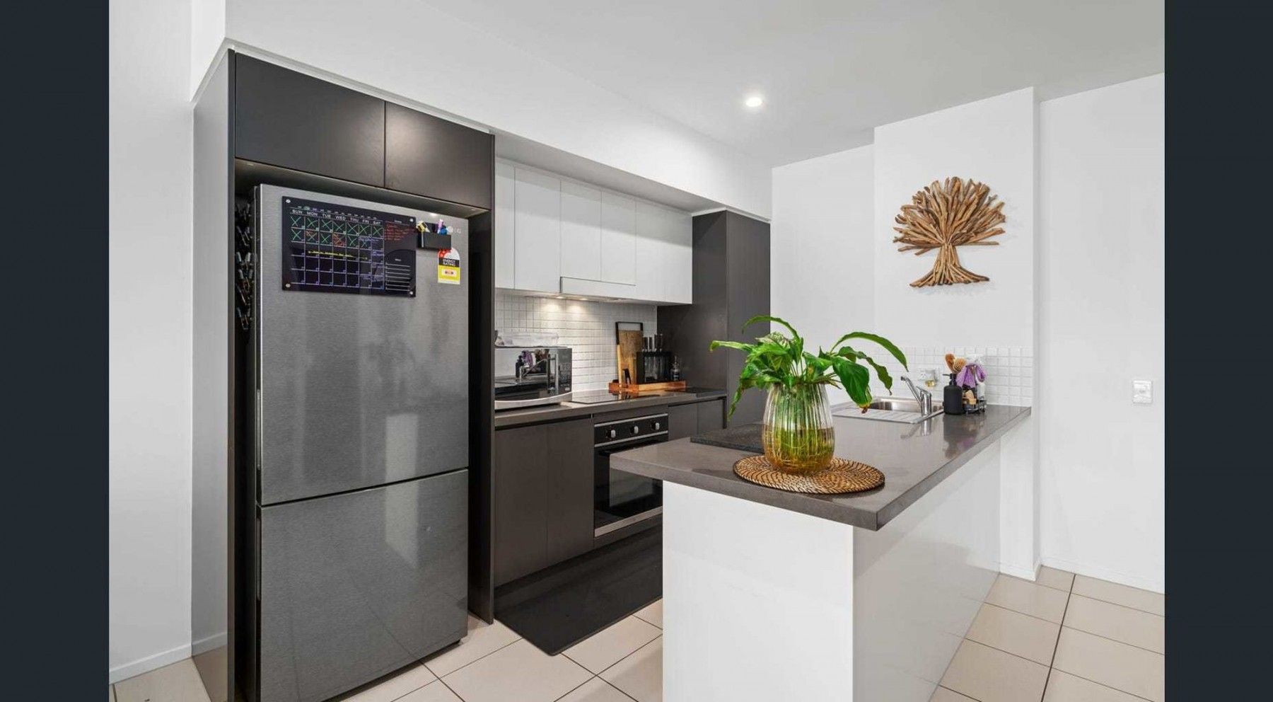 211 8 Holden St, Woolloongabba QLD 4102, Image 1