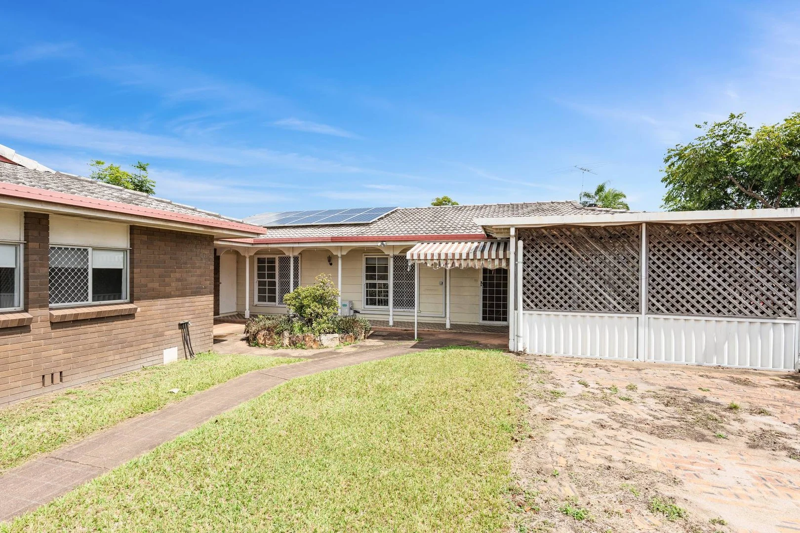 414 Mains Road, Macgregor QLD 4109