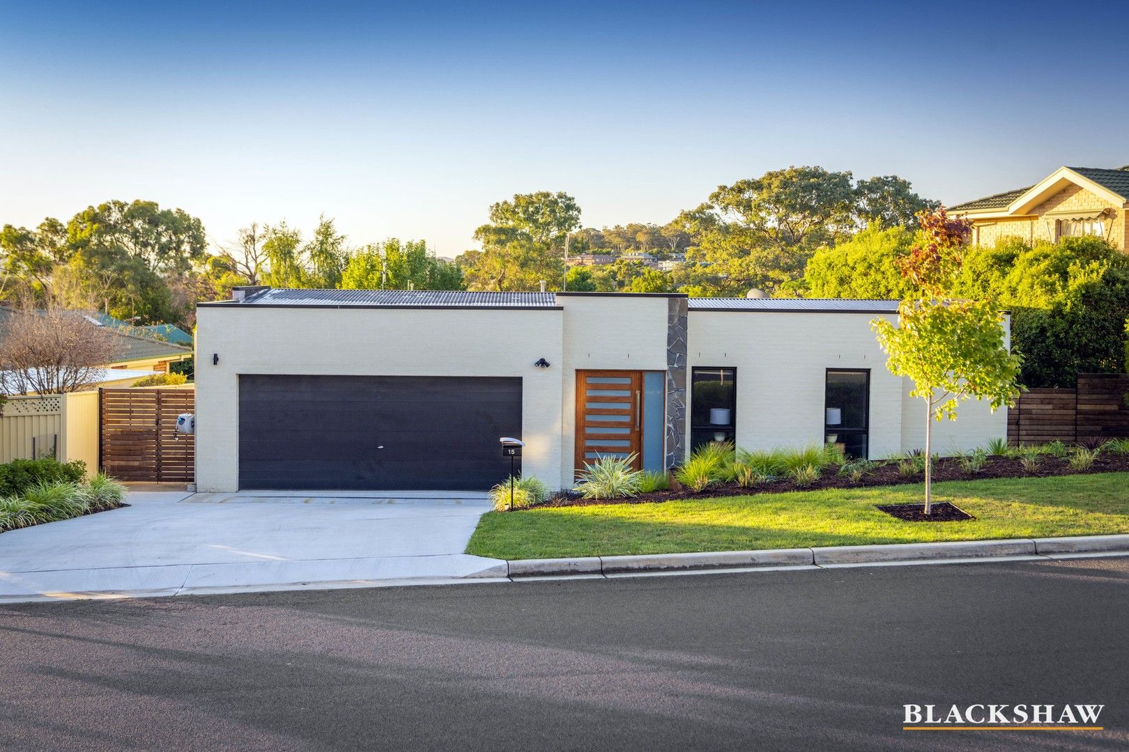 15 Stringybark Drive, Jerrabomberra NSW 2619, Image 0