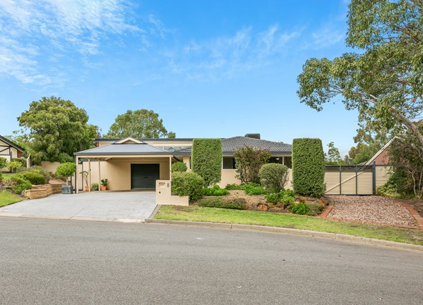 8 Tyrone Court, Flagstaff Hill SA 5159