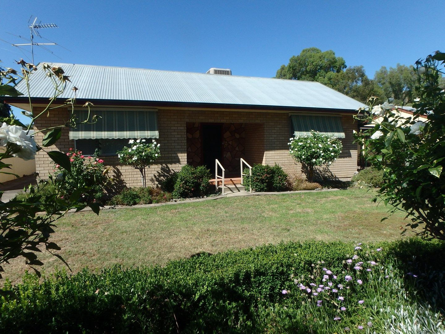 124 Punch Street, Gundagai NSW 2722, Image 0