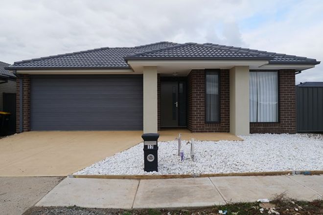 Picture of 17 Larneuk Drive, COBBLEBANK VIC 3338