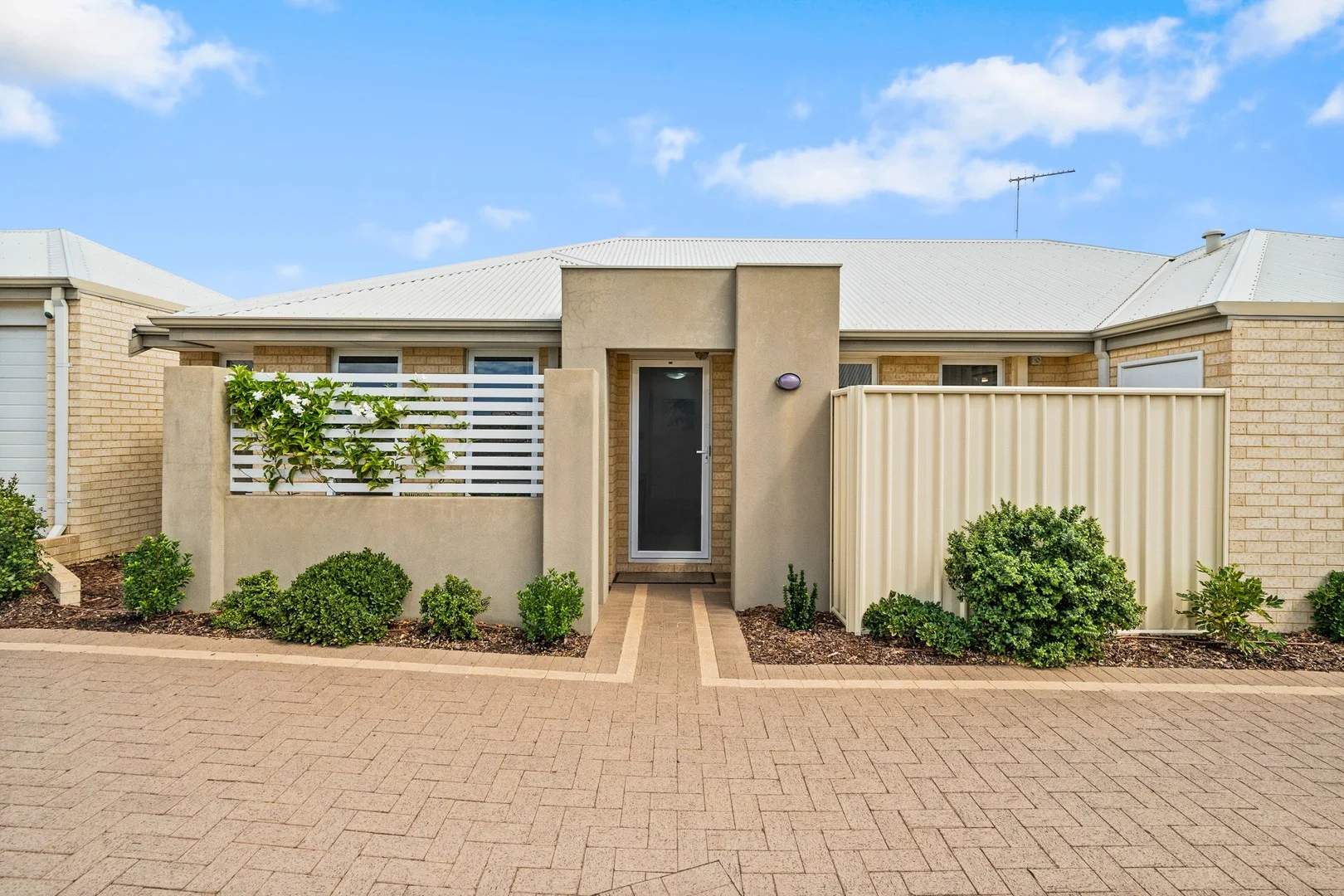 3/25 Dowerin Circuit, Lakelands WA 6180