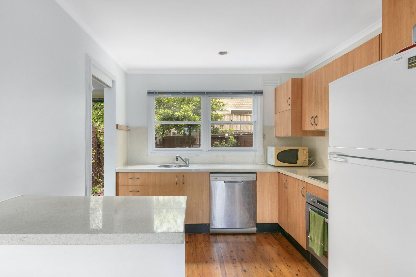 16/30A The Crescent, Dee Why NSW 2099, Image 1