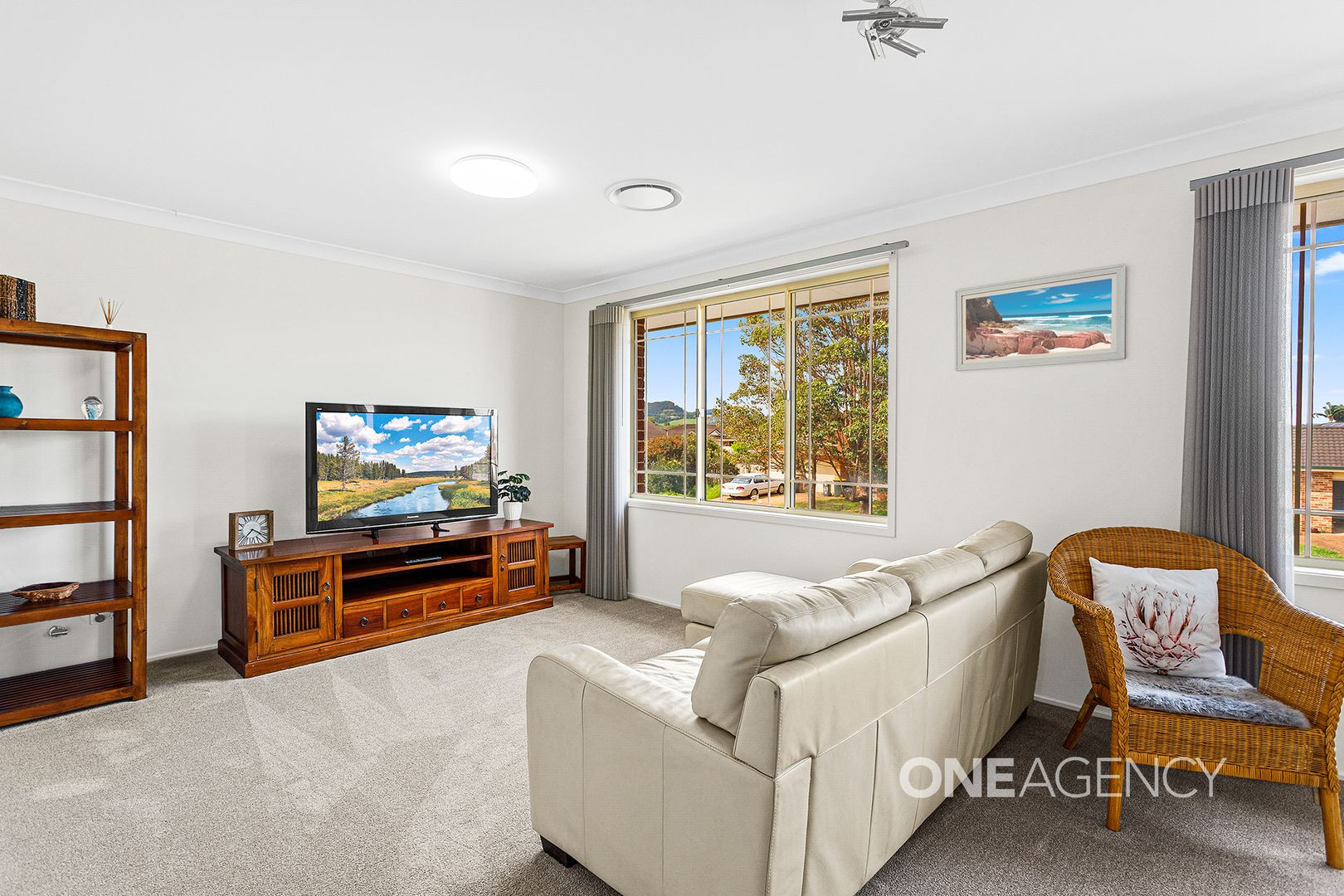 86 Sunnybank Crescent, Horsley NSW 2530, Image 2