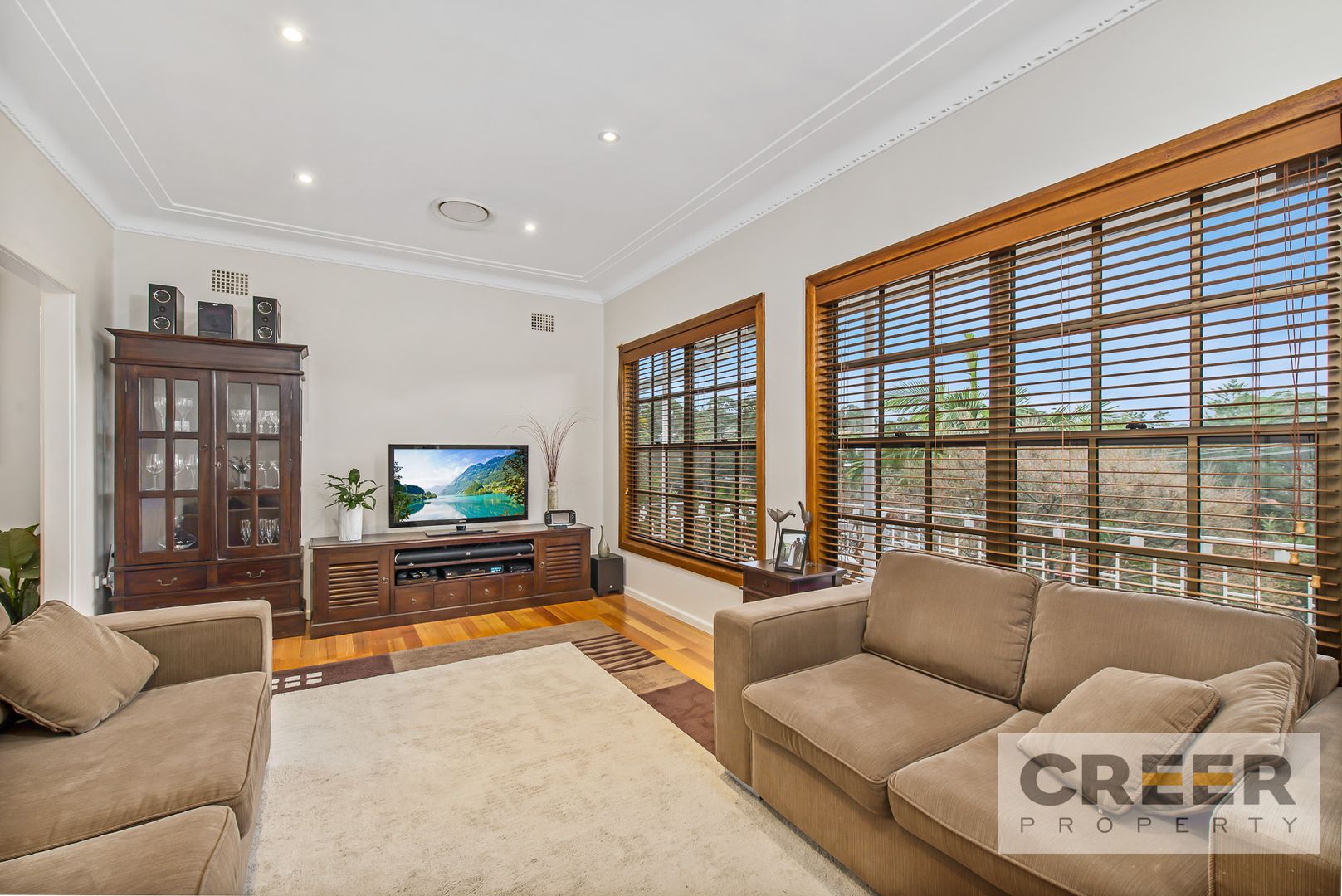 97 Roslyn Avenue, Charlestown NSW 2290, Image 2