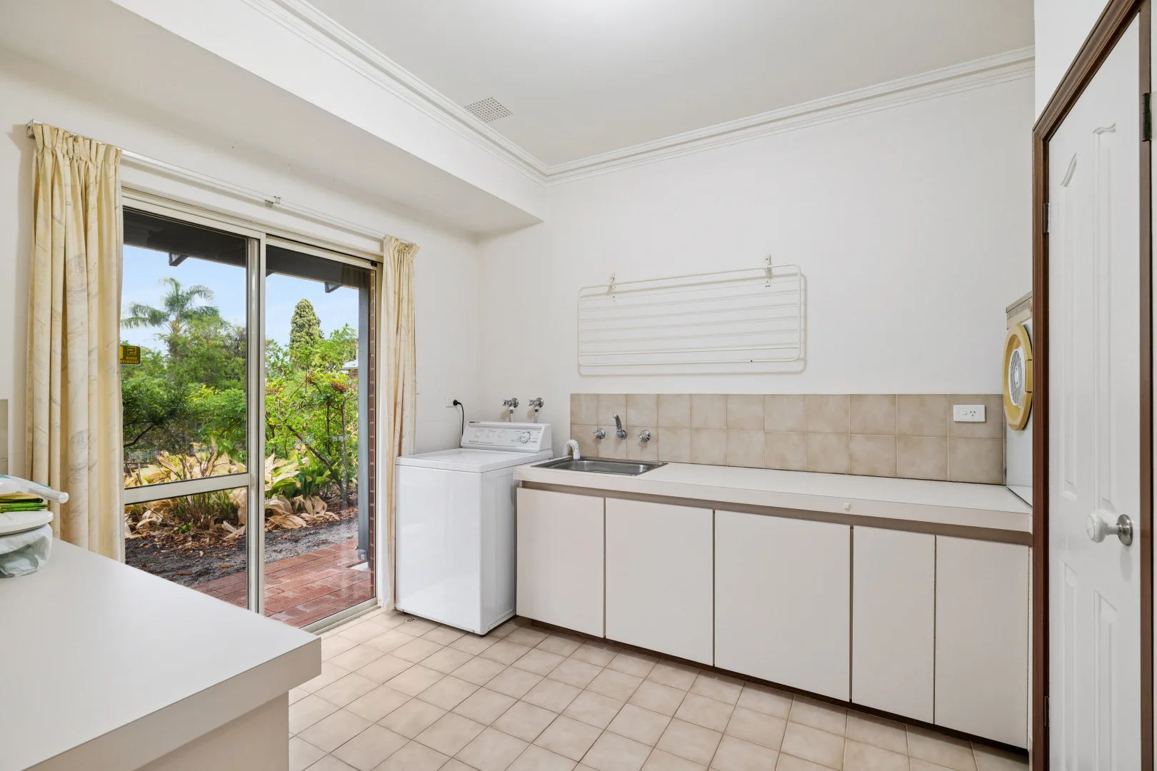 Additional image 20 of 26 Hawkvalley Crescent, Maida Vale WA 6057