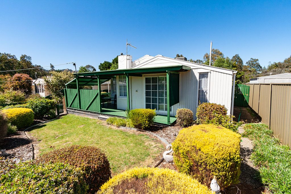 5 Tenth Street, Eildon VIC 3713, Image 0