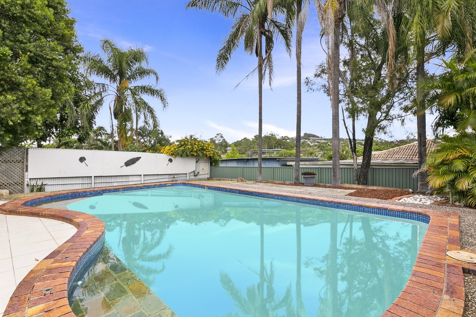 3 Aberdeen Court, Highland Park QLD 4211, Image 2