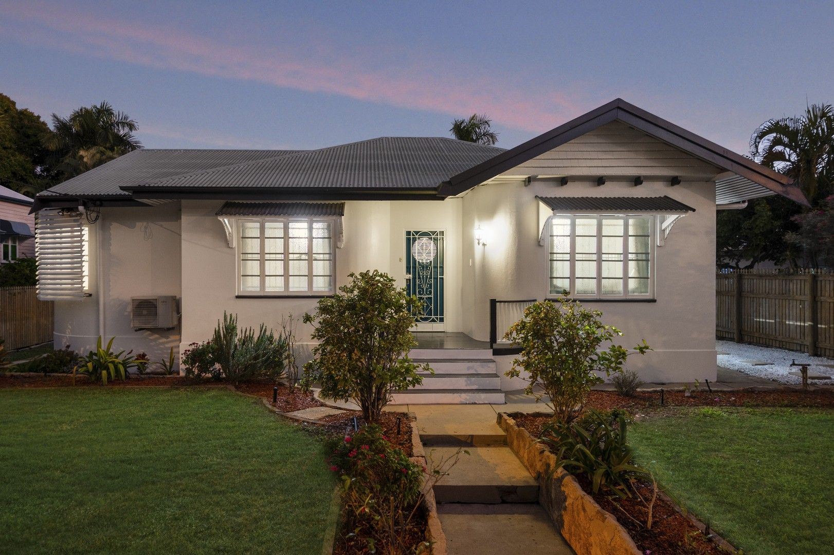 3 bedrooms House in 50 Bayswater Road HYDE PARK QLD, 4812