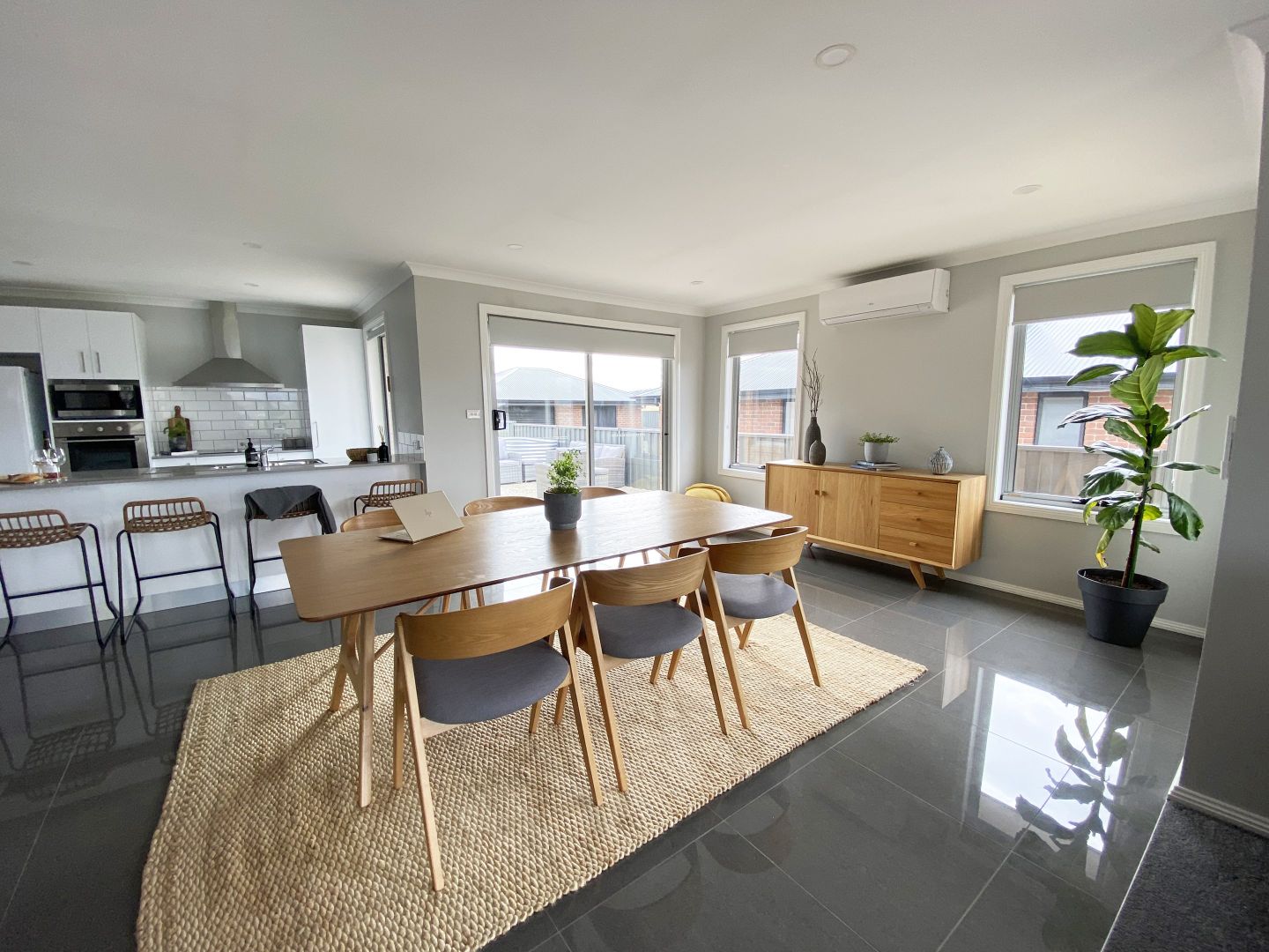 60 Esplanade, Midway Point TAS 7171 House For Rent 570 Domain