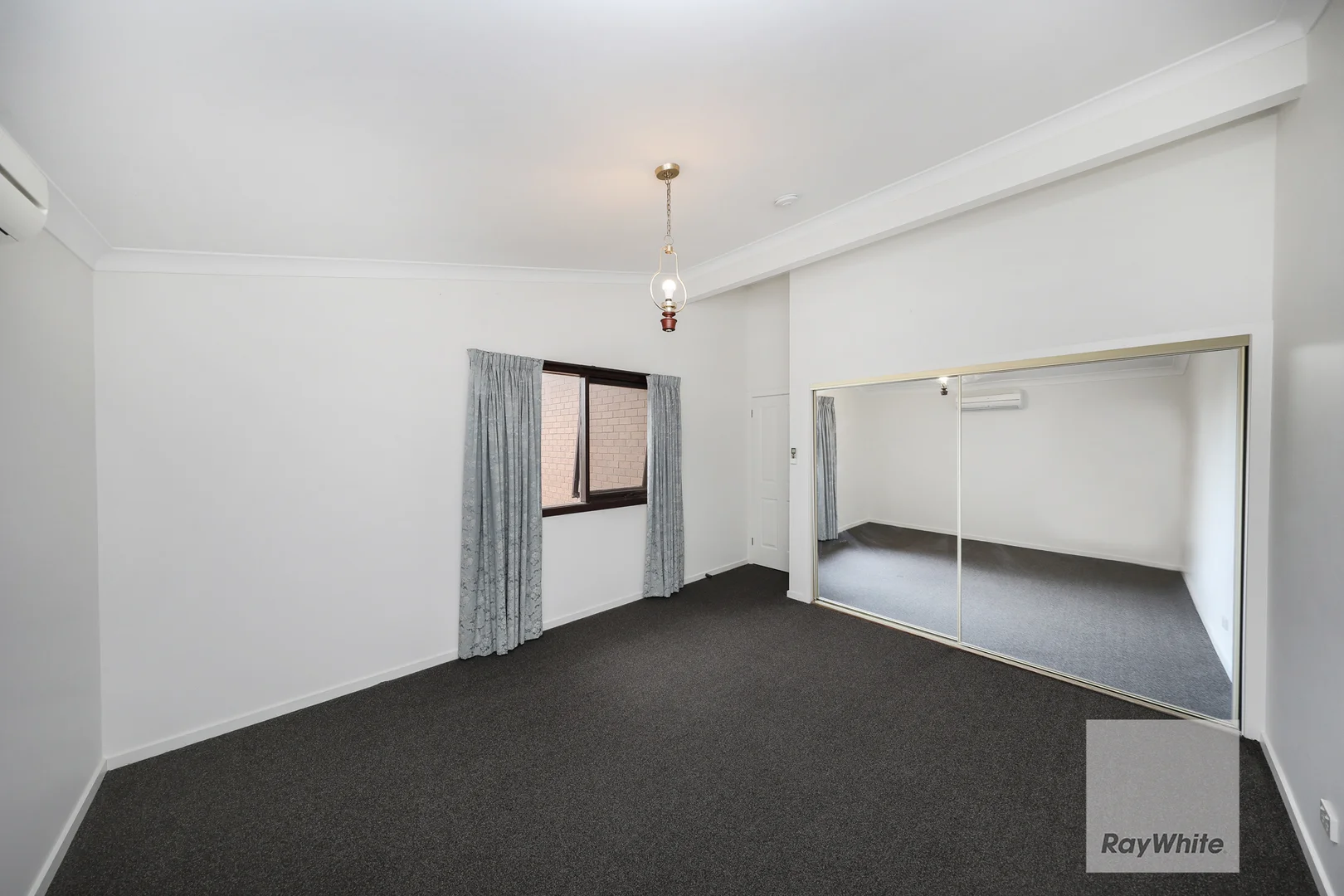 Additional image 8 of 27 Woodstock Drive, Gladstone Park VIC 3043