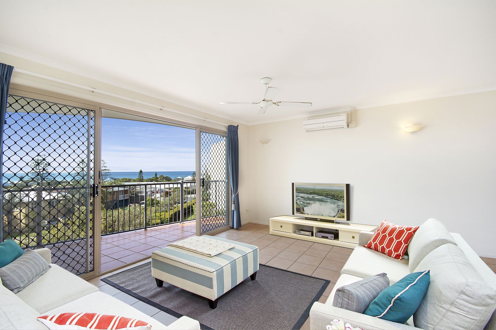 4/9 Frank Street, Coolum Beach QLD 4573, Image 2