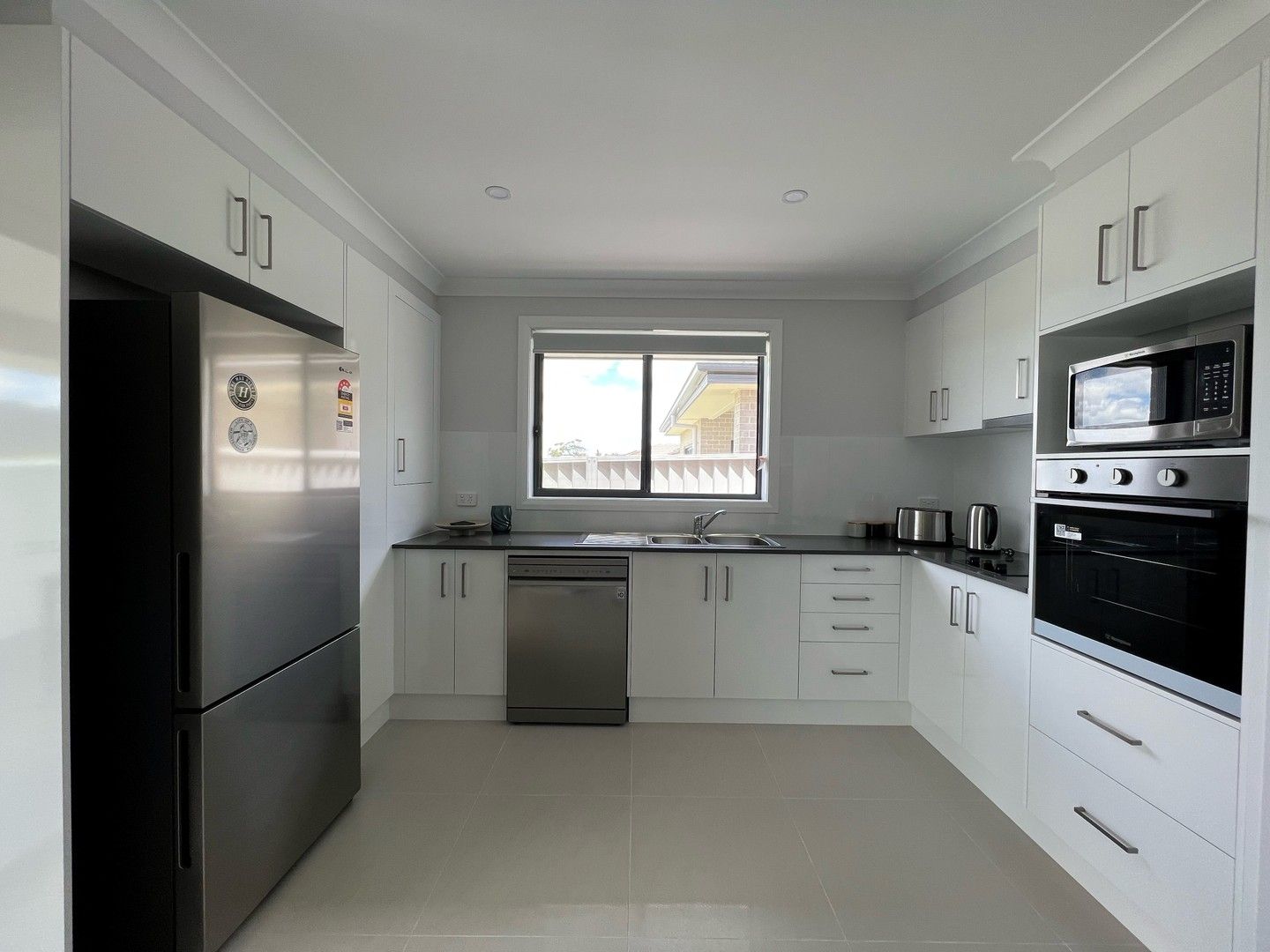 2 bedrooms House in 9a Palomino Place TAMWORTH NSW, 2340