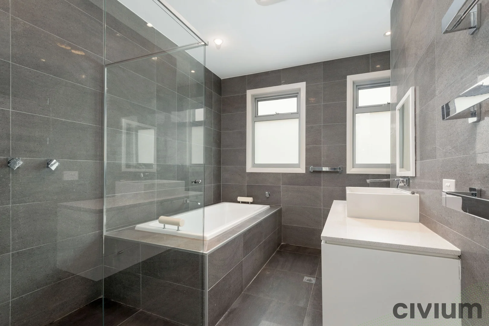 Additional image 14 of 24 Akame Crescent, O'Malley ACT 2606