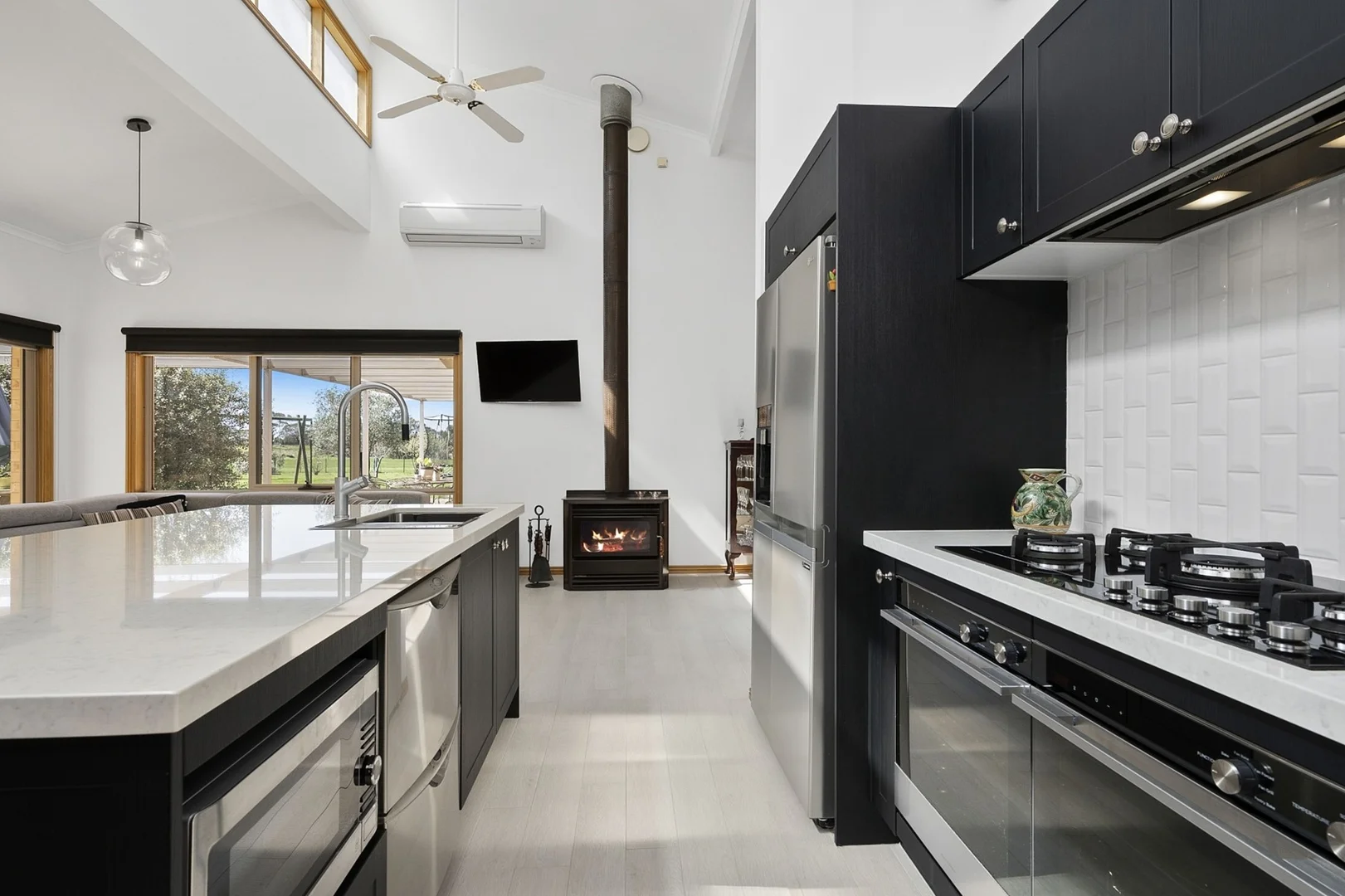 Additional image 11 of 535 Pettavel Road, Freshwater Creek VIC 3217