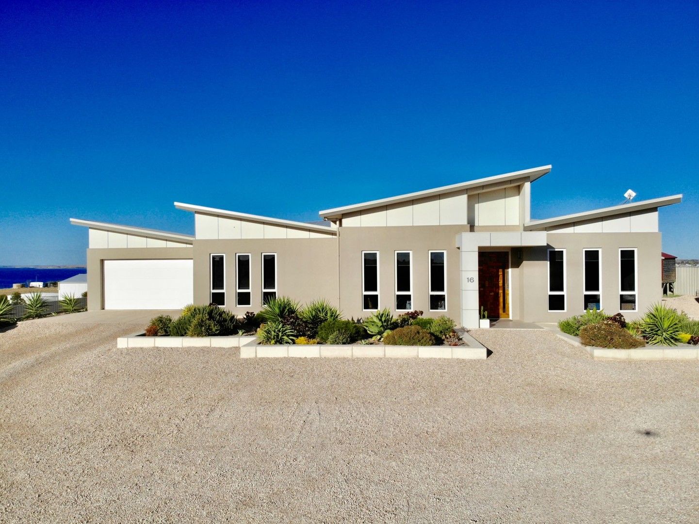 16 Kennedy Road, Streaky Bay SA 5680, Image 2