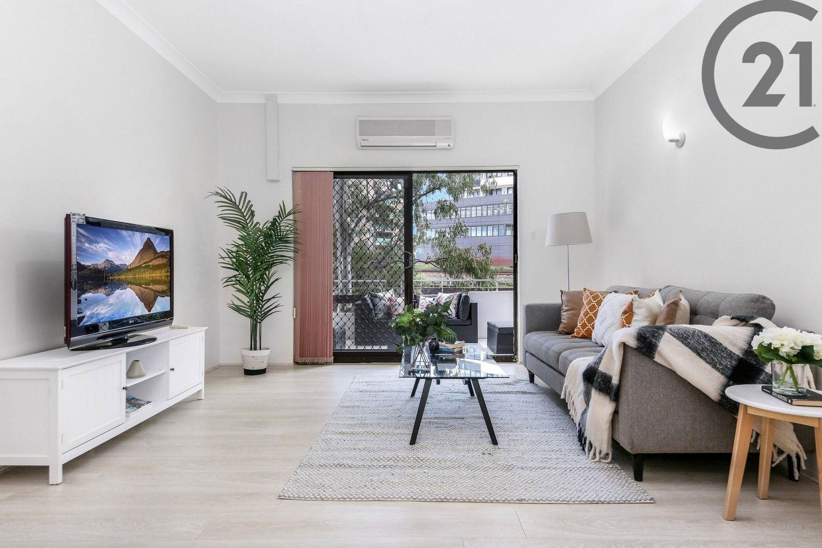 2 bedrooms Apartment / Unit / Flat in 8/1 Woids Ave HURSTVILLE NSW, 2220