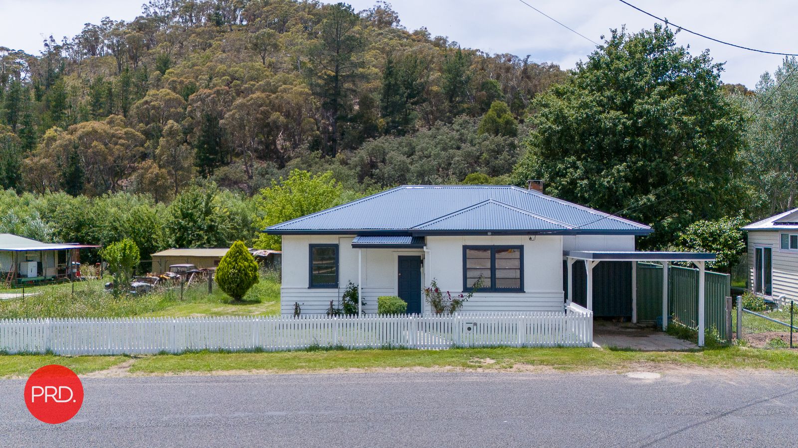 8 Foxlow Street, Captains Flat NSW 2623, Image 1