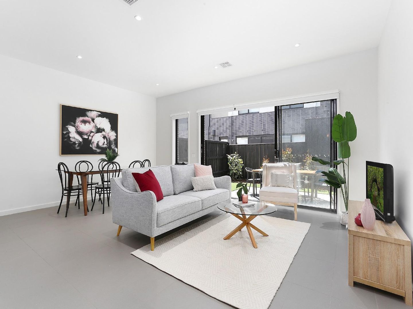 72 Stables Circuit, Doncaster | Property History & Address Research ...