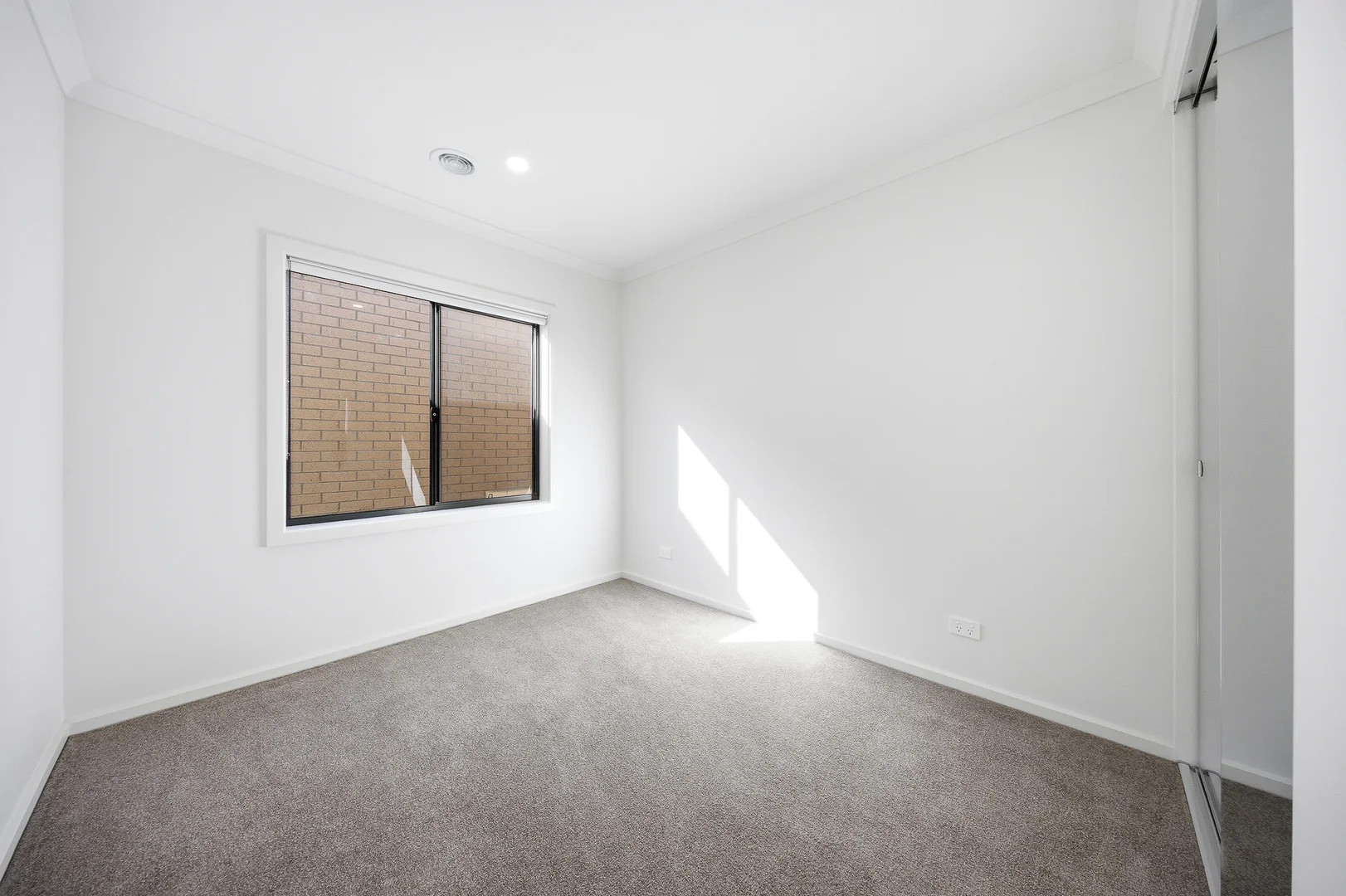 Additional image 10 of 8 Carrera Crescent, Clyde VIC 3978
