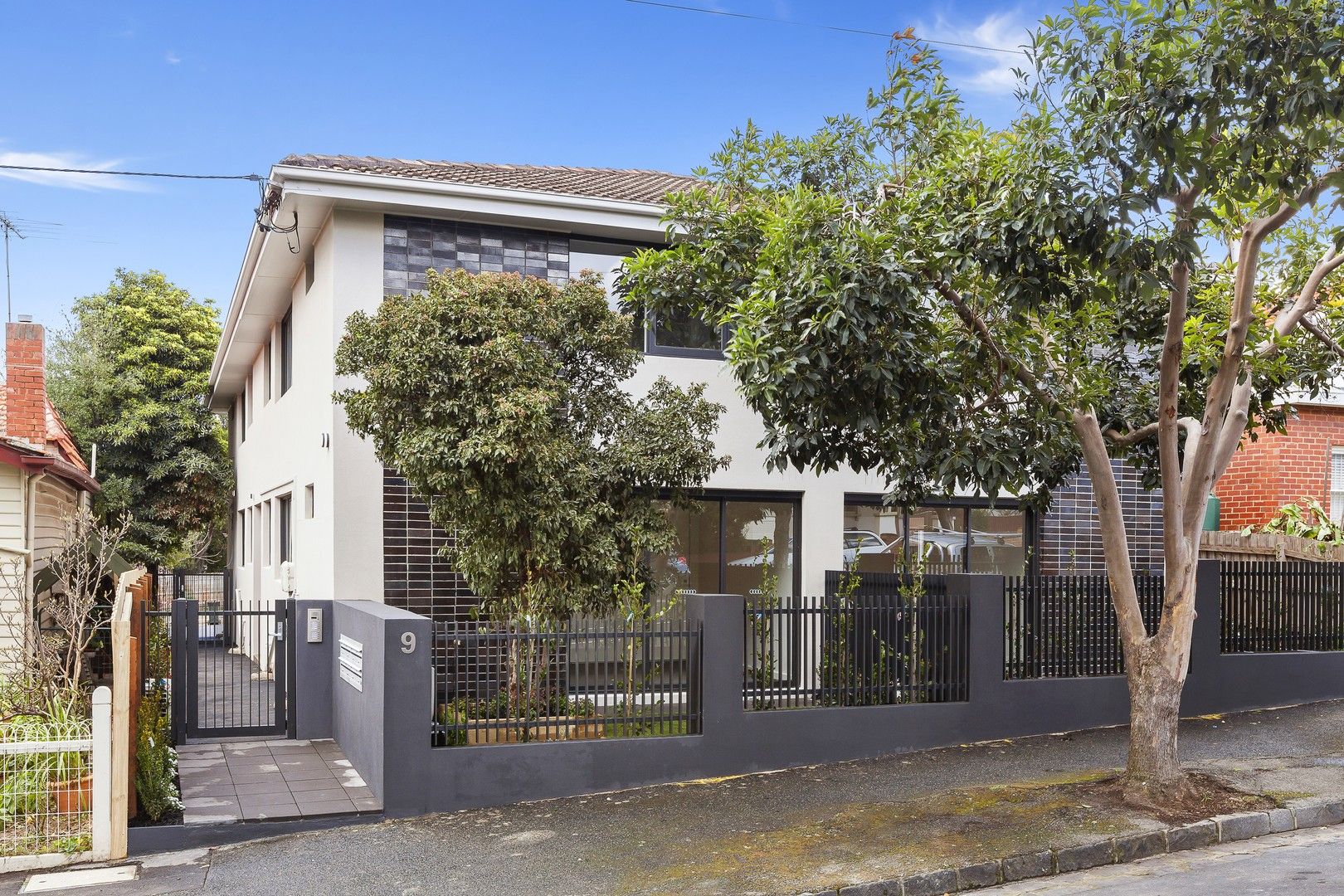 2 bedrooms Apartment / Unit / Flat in 8/9 Daly Street BRUNSWICK WEST VIC, 3055