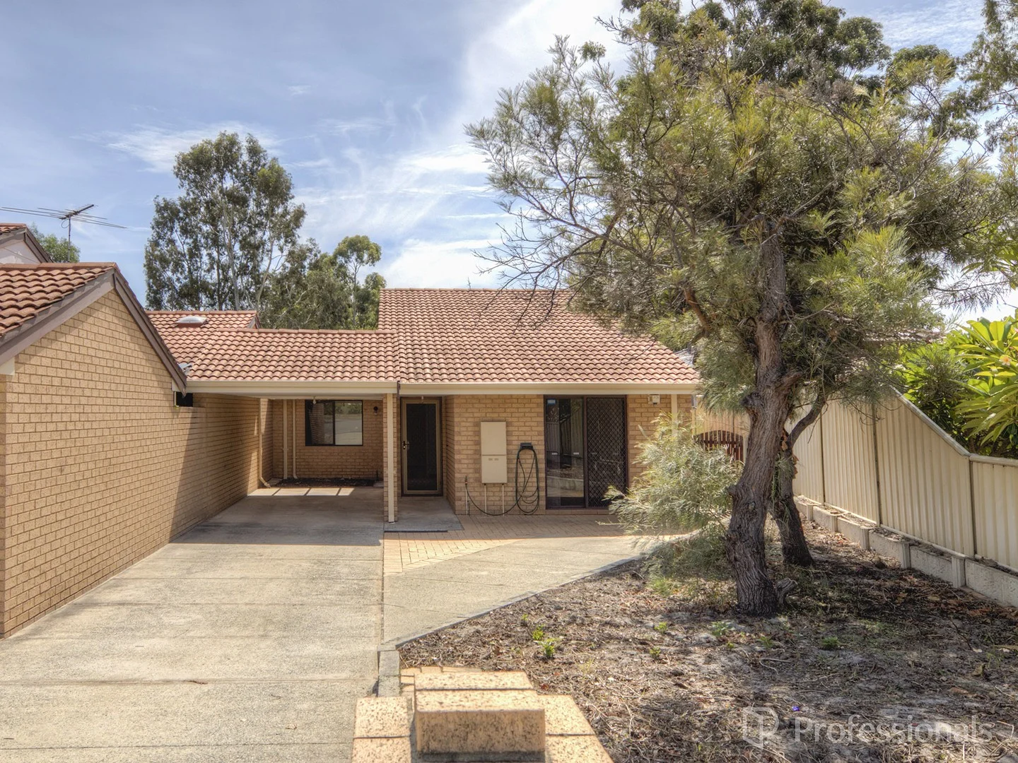 Primary image of 12 Juniper Place, Ballajura WA 6066