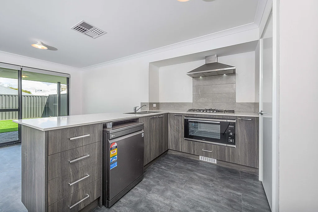 Additional image 11 of 58 Ipswich Street, Wellard WA 6170