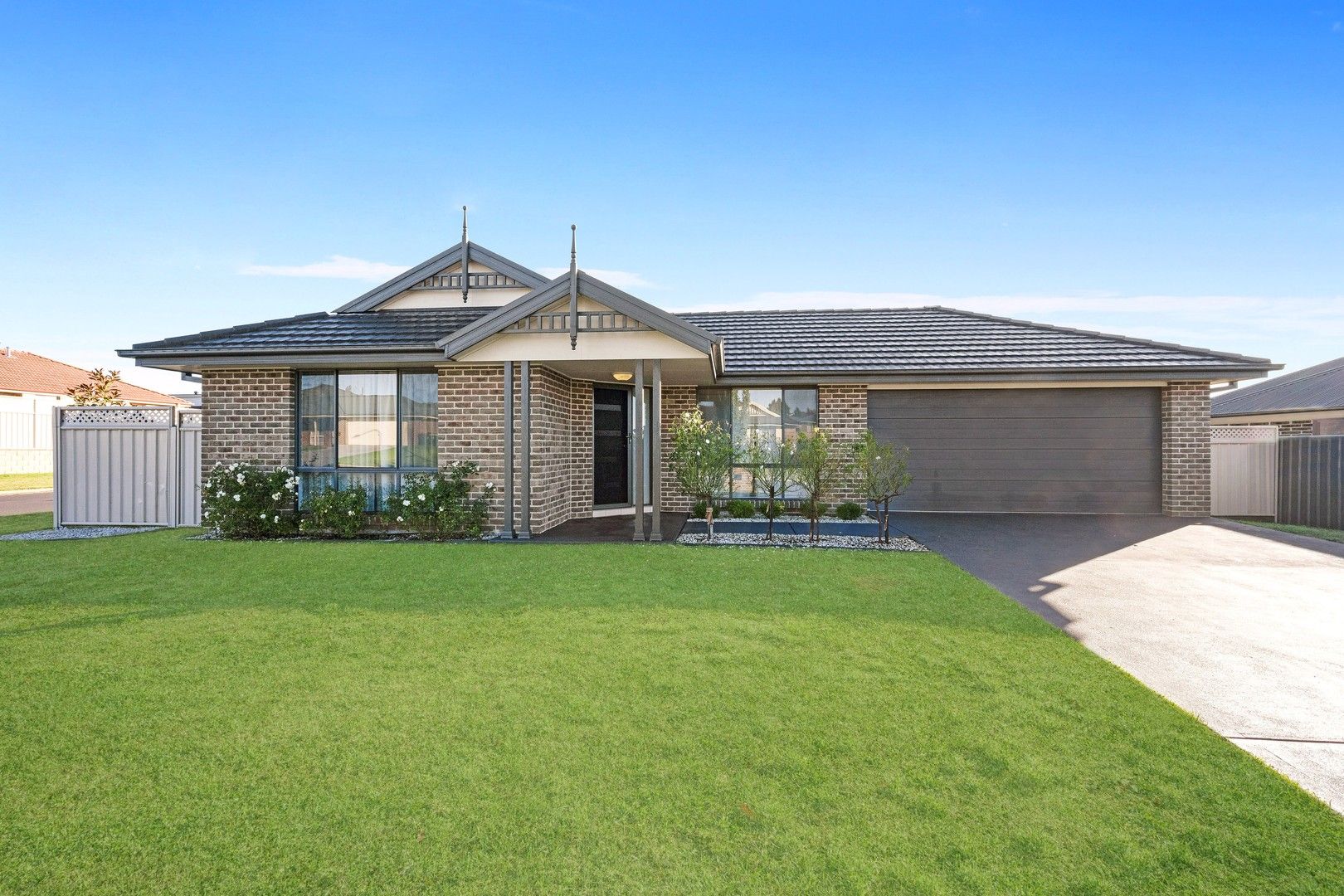 4 bedrooms House in 42 Jonathon Road ORANGE NSW, 2800