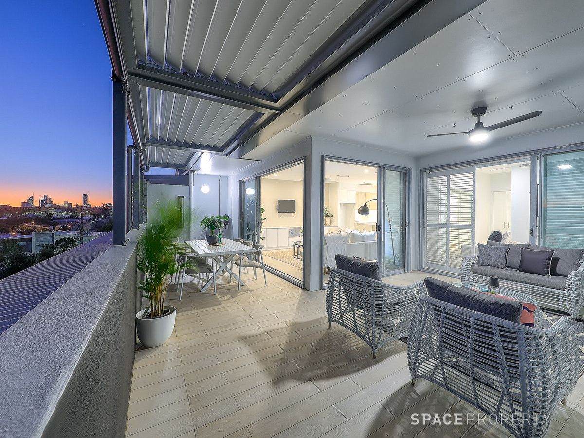 304/45 Shakespeare Street, Coorparoo QLD 4151, Image 2