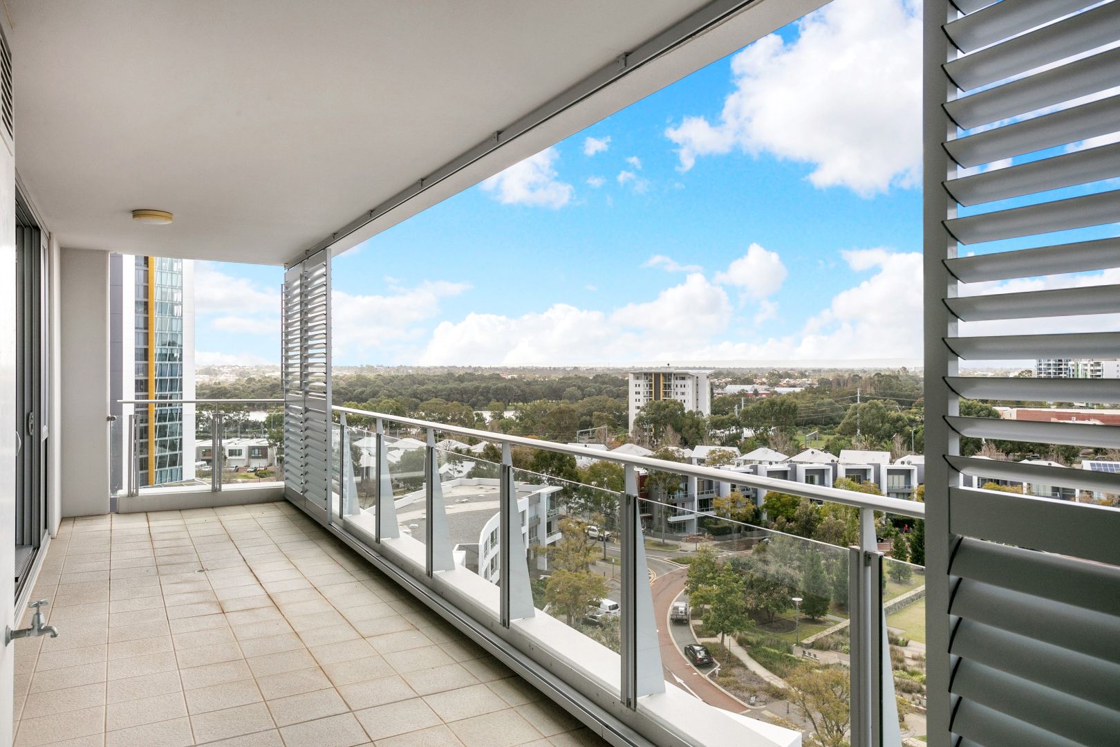 1005/19 The Circus, Burswood WA 6100, Image 2