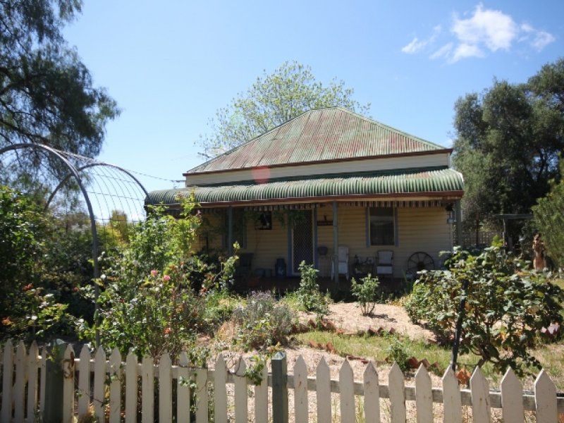 3 Wise St, MARRAR NSW 2652, Image 0