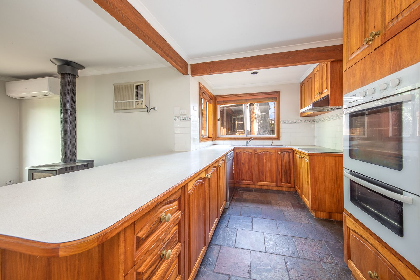 6 Scenic Crt, Gisborne VIC 3437 House For Rent 525 Domain