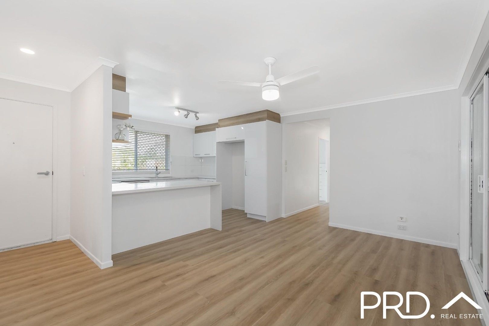 5 bedrooms House in 7 Poplar Place NERANG QLD, 4211