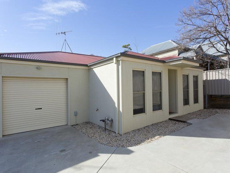 2/17 Inglewood Street, Golden Square VIC 3555