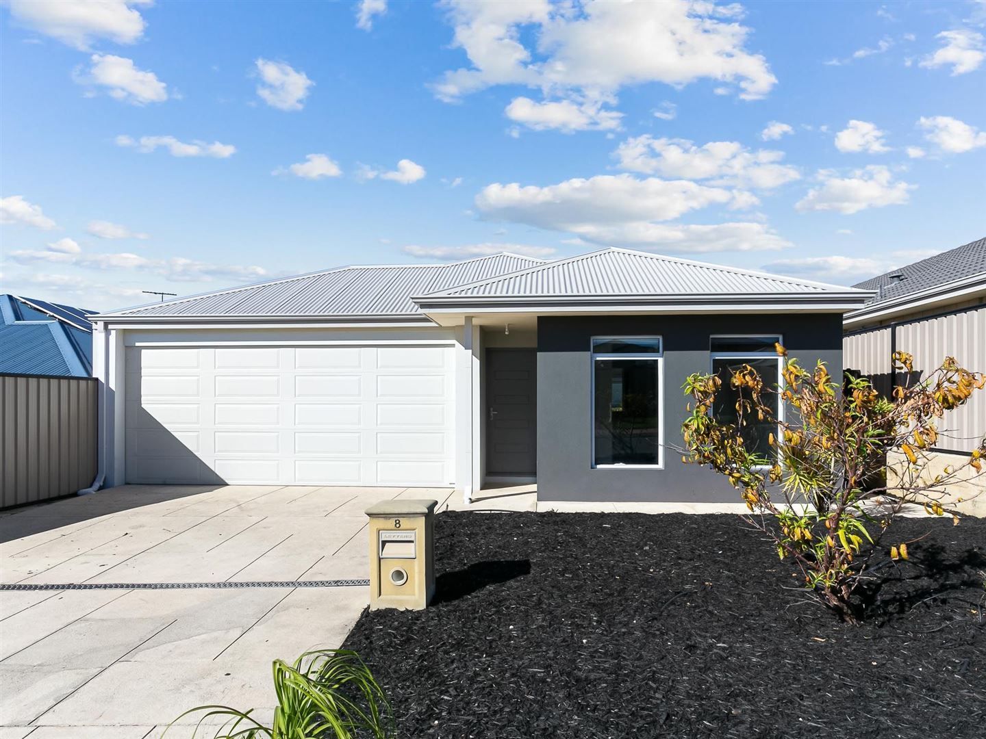 8 Giralia Gardens, Beeliar WA 6164, Image 0