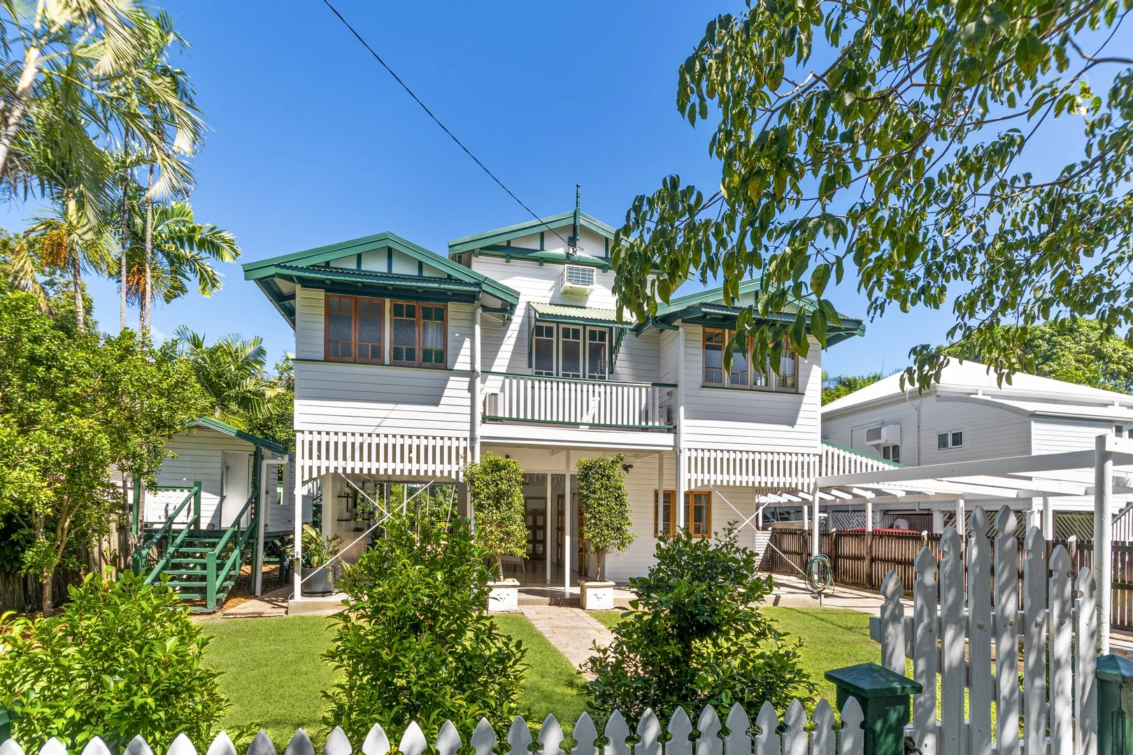 56 Ninth Avenue, Railway Estate QLD 4810
