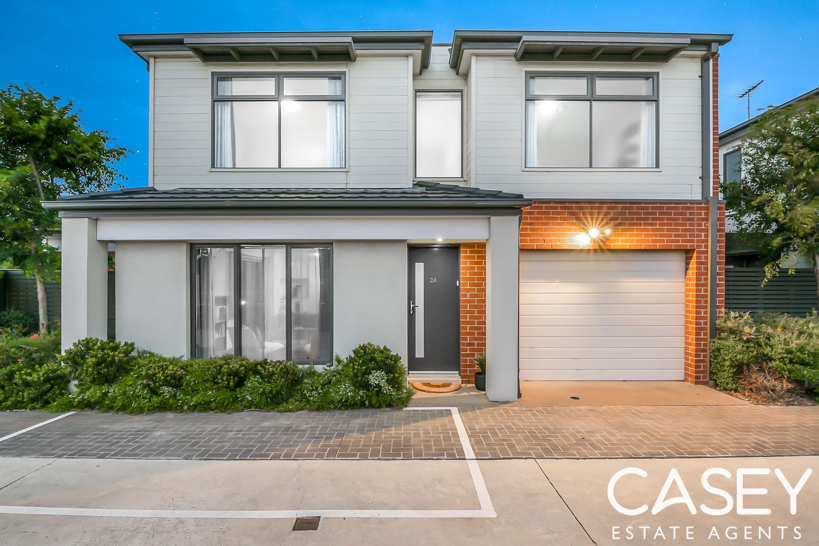 24/17 Golden Elm Way, Lyndhurst VIC 3975, Image 1